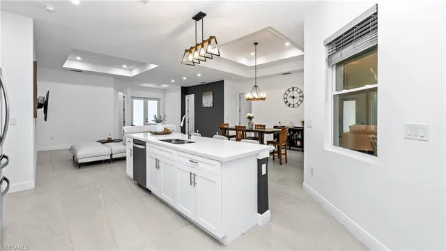 $699,999 | 569 Desoto Boulevard South, Naples, FL 34117