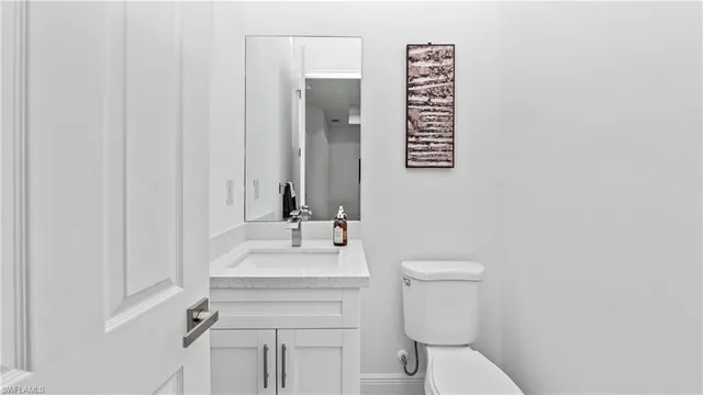 $699,999 | 569 Desoto Boulevard South, Naples, FL 34117