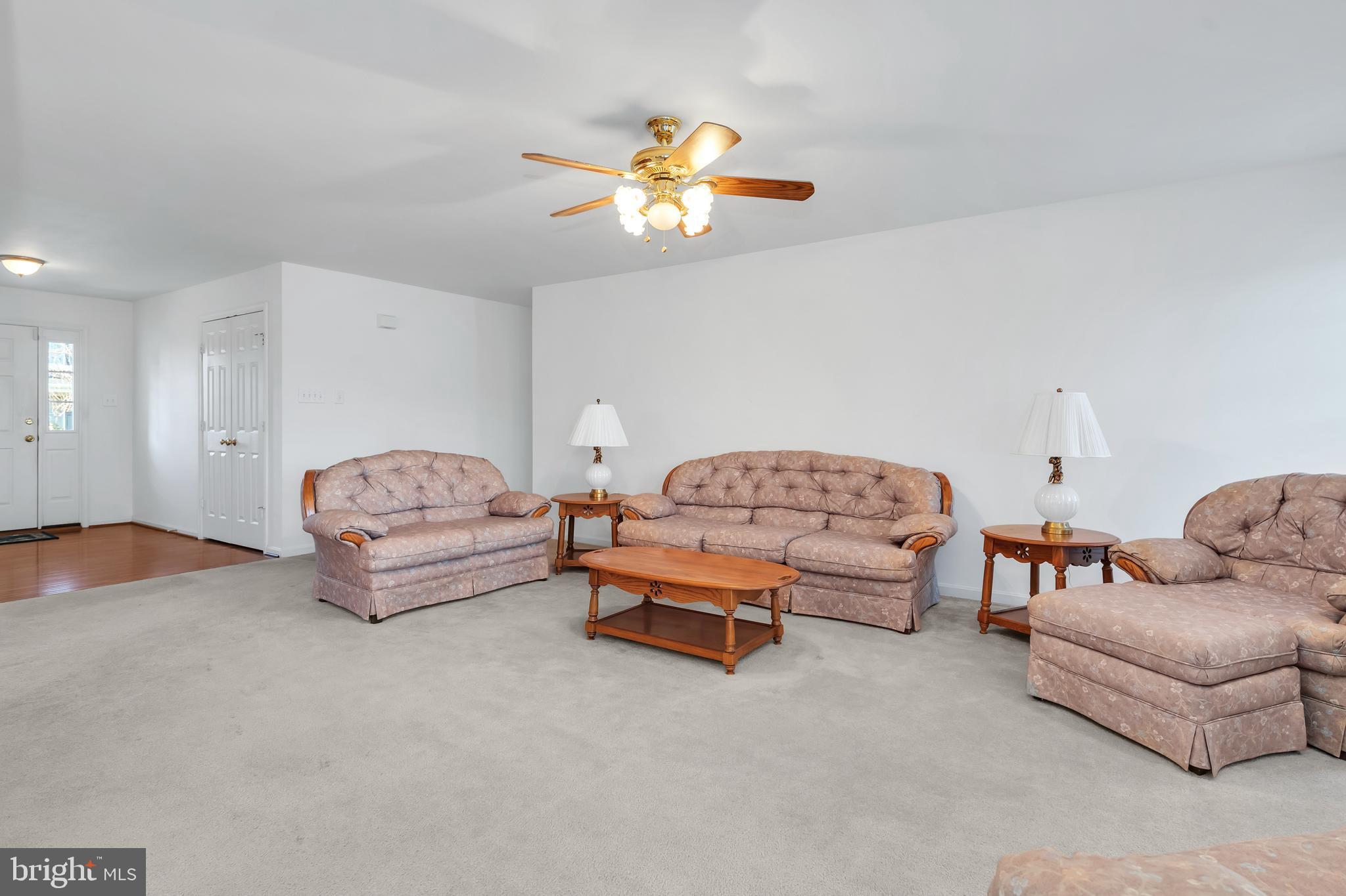 4301 Ferry Hill Court Point of Rocks, MD 21777 - Photo 9 of 36 Large living room