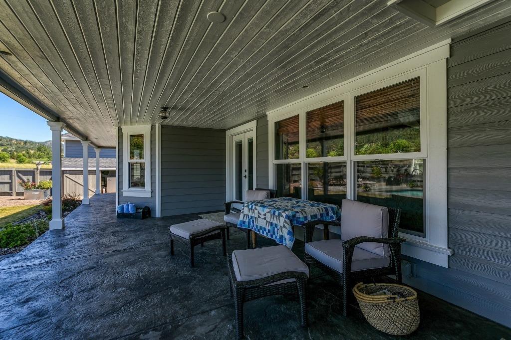 967 Old Stage Road Central Point, OR 97502 - Photo 17 of 25 Additional Photo