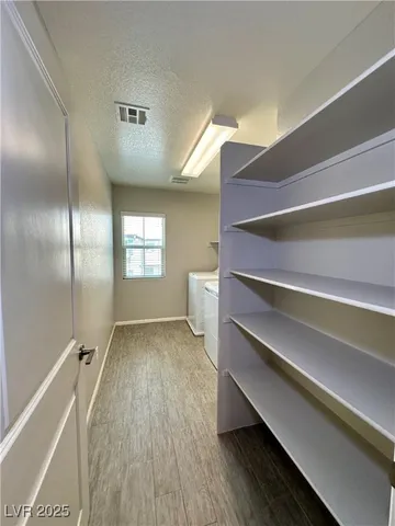 $2,195 | 9527 Ridgeglen Court, Las Vegas, NV 89148