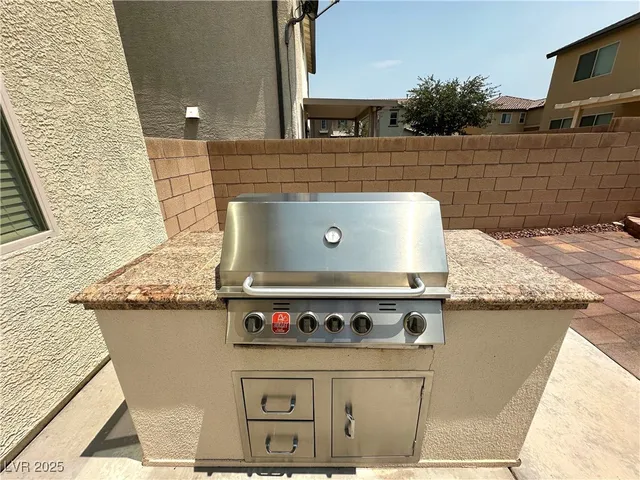 $2,195 | 9527 Ridgeglen Court, Las Vegas, NV 89148