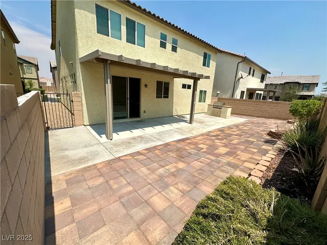 $2,195 | 9527 Ridgeglen Court, Las Vegas, NV 89148