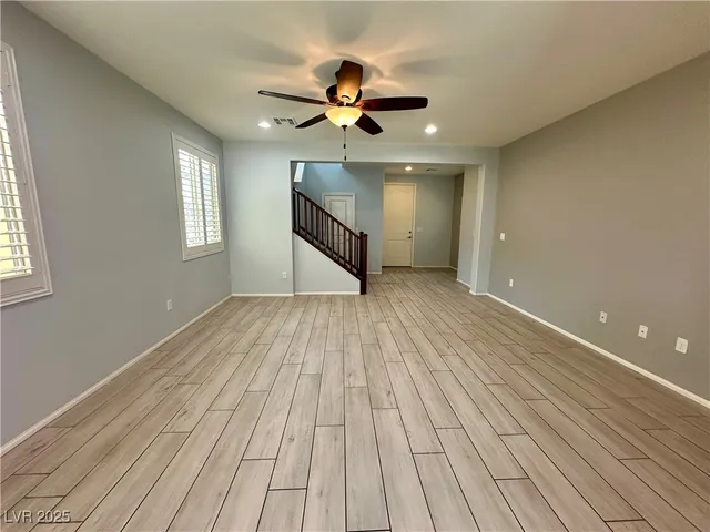 $2,195 | 9527 Ridgeglen Court, Las Vegas, NV 89148