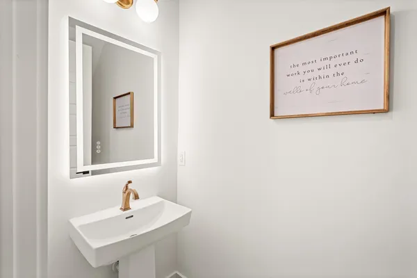 $5,900 | 5011 C Illinois Avenue, Nashville, TN 37209