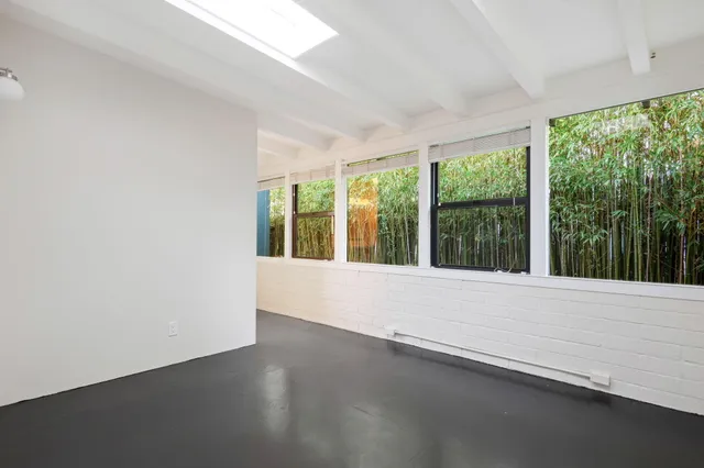 $5,500 | 310 East Micheltorena Street, Santa Barbara, CA 93101