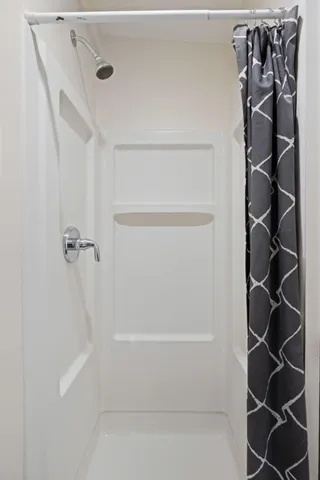 $5,500 | 310 East Micheltorena Street, Santa Barbara, CA 93101