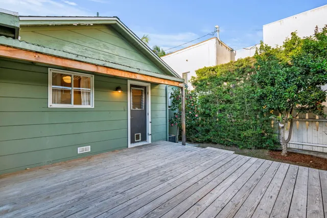 $5,500 | 310 East Micheltorena Street, Santa Barbara, CA 93101