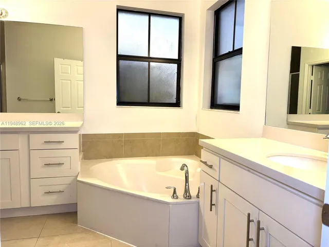 $745,000 | 10429 Northwest 61 Ln., Doral, FL 33178