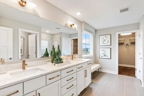 $589,990 | 741 Fairfield Drive, Oswego, IL 60543