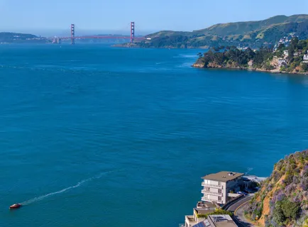 $6,877,000 | 2002 Paradise Drive, Tiburon, CA 94920