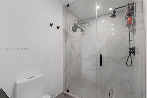 $925,000 | 3301 Northeast 1st Avenue, Unit H2215, Miami, FL 33137