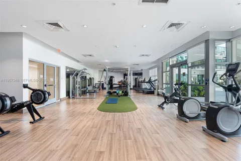 $925,000 | 3301 Northeast 1st Avenue, Unit H2215, Miami, FL 33137