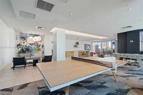 $925,000 | 3301 Northeast 1st Avenue, Unit H2215, Miami, FL 33137