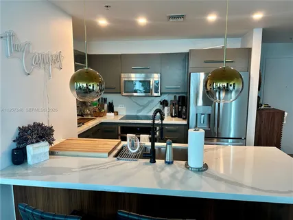 $925,000 | 3301 Northeast 1st Avenue, Unit H2215, Miami, FL 33137