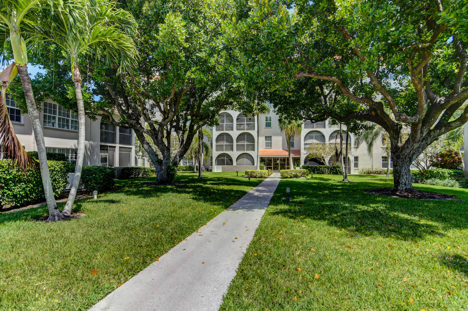 250 Northeast 20th Street, Unit 234 Boca Raton, FL 33431 - Photo 31 of 36 39_dsc_4014_5_6_7_8