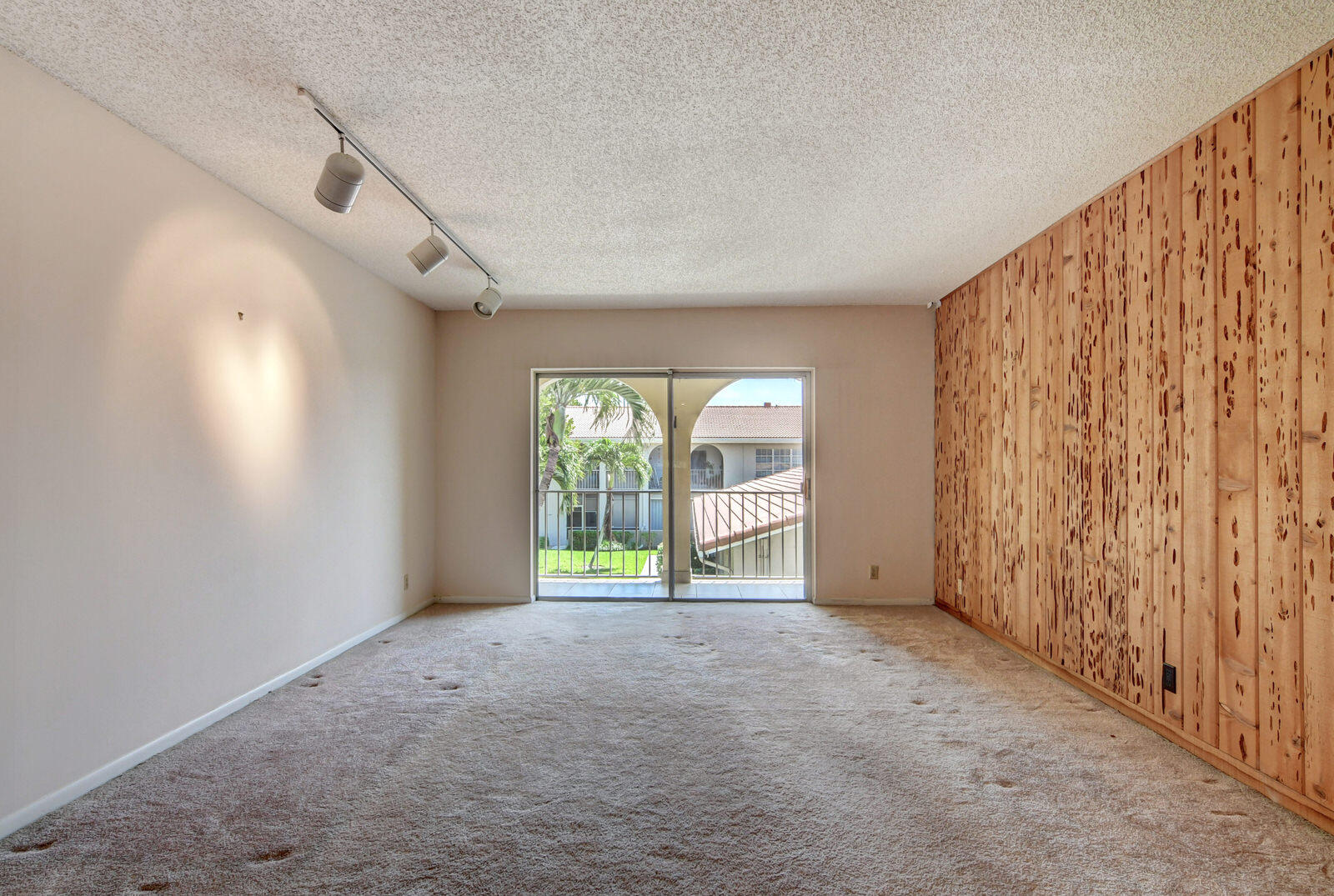 250 Northeast 20th Street, Unit 234 Boca Raton, FL 33431 - Photo 8 of 36 12_dsc_3834_5_6_7_8