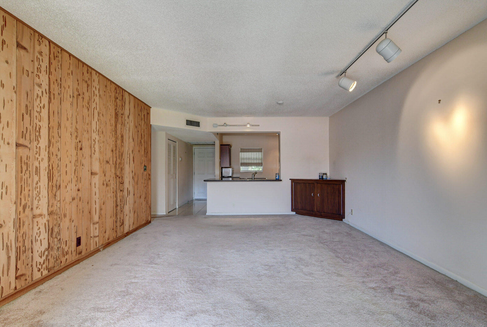 250 Northeast 20th Street, Unit 234 Boca Raton, FL 33431 - Photo 9 of 36 15_dsc_3869_70_71_72_73