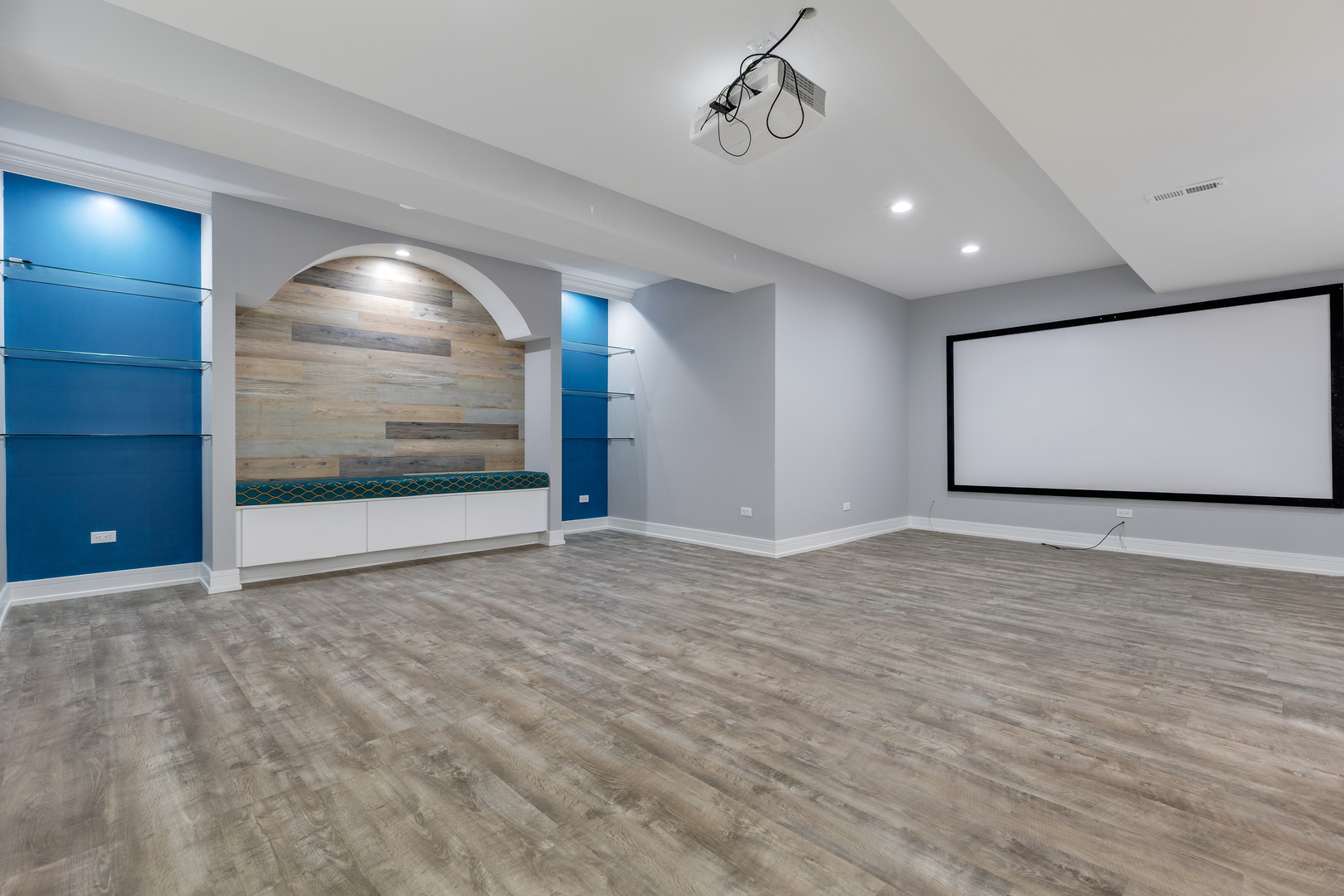 2575 Adamsway Drive Aurora, IL 60502 - Photo 20 of 30 a view of an empty room