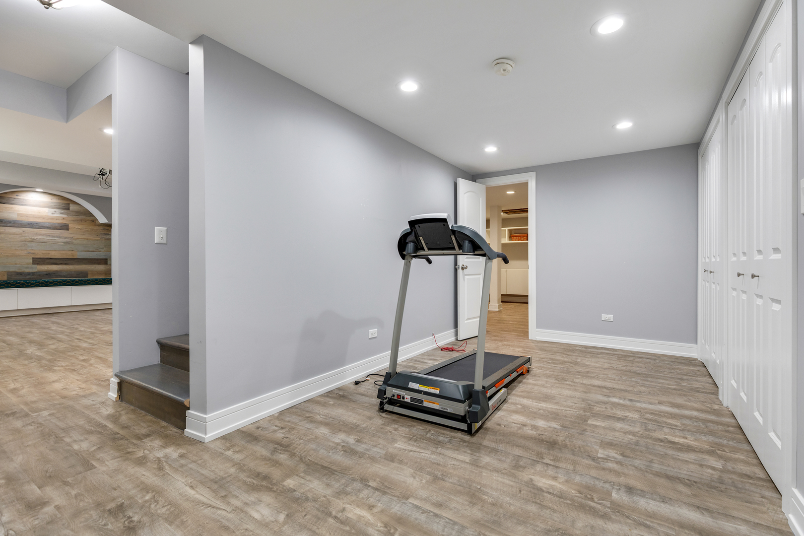 2575 Adamsway Drive Aurora, IL 60502 - Photo 21 of 30 a view of a room with gym equipment