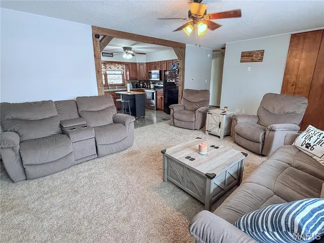 $154,500 | 827 West Johnson Street, Vandalia, IL 62471