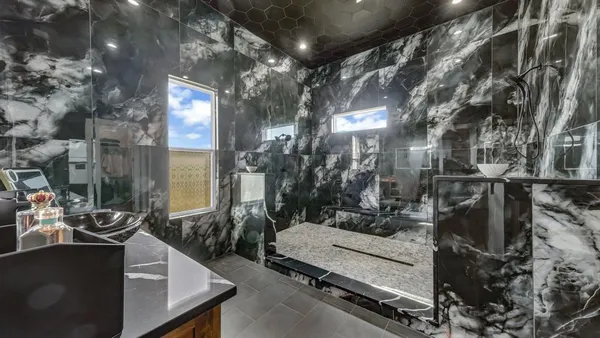 $1,775,000 | 210 Wren View, Weatherford, TX 76087