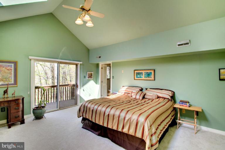 6006 Ten Oaks Road Clarksville, MD 21029 - Photo 13 of 30 Bedroom (Master)