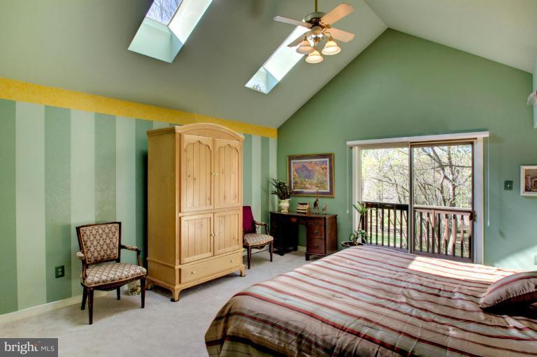 6006 Ten Oaks Road Clarksville, MD 21029 - Photo 15 of 30 Bedroom (Master)