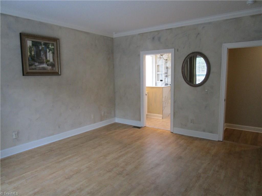 2320 Addison Boulevard High Point, NC 27262 - Photo 21 of 40 Master Bedroom