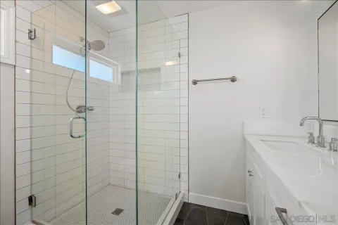 $1,095,000 | 3548 Laurashawn Lane, Escondido, CA 92026