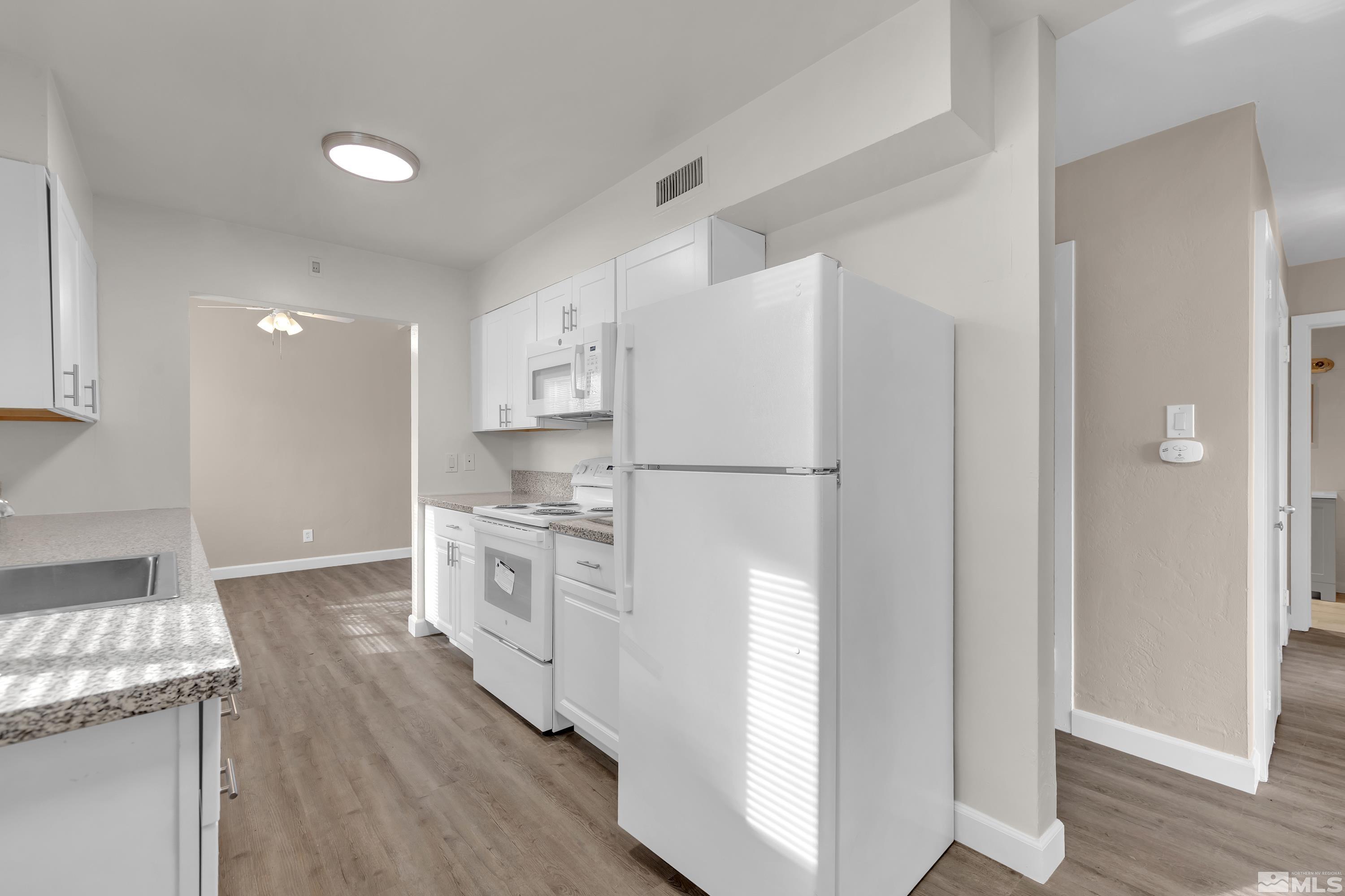 12090 Green Mountain Street Reno, NV 89506 - Photo 6 of 26 Photo 6