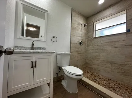 $2,225 | 128 Northwest 2nd Avenue, Unit A, Hallandale Beach, FL 33009