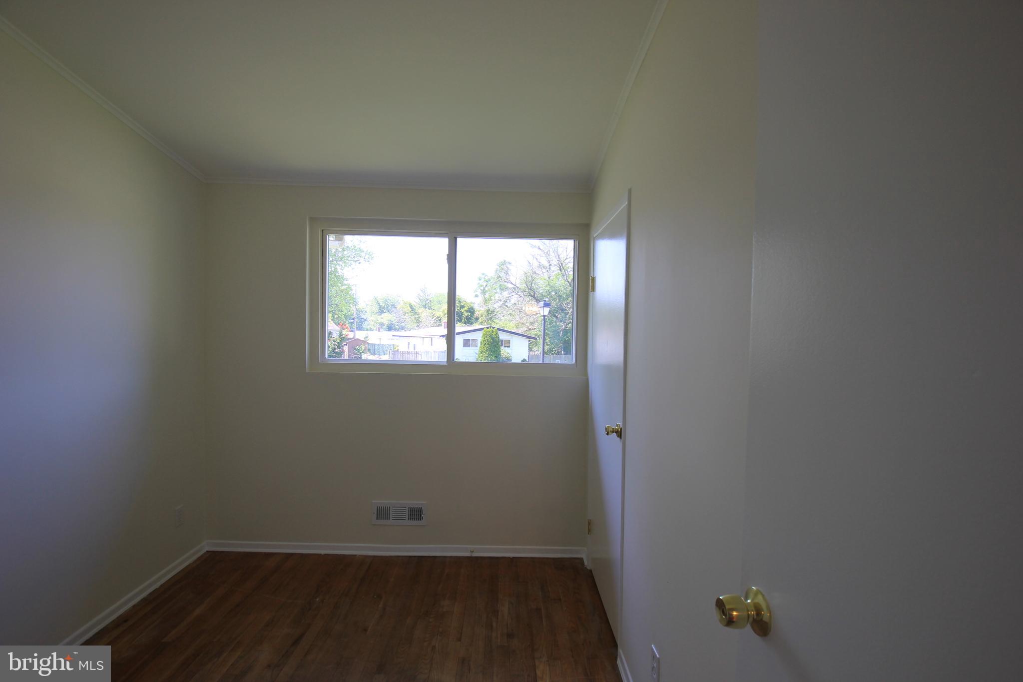 4756 Bonnie Brae Road Baltimore, MD 21208 - Photo 15 of 40