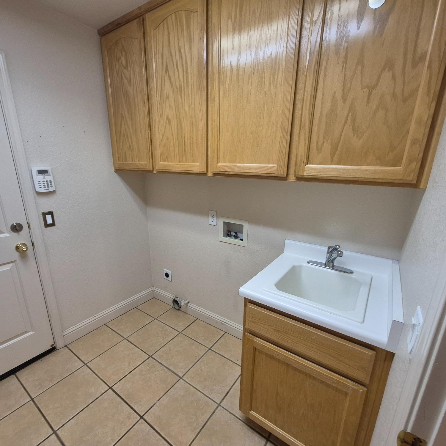 2604 Javan Lane Carmichael, CA 95608 - Photo 31 of 40