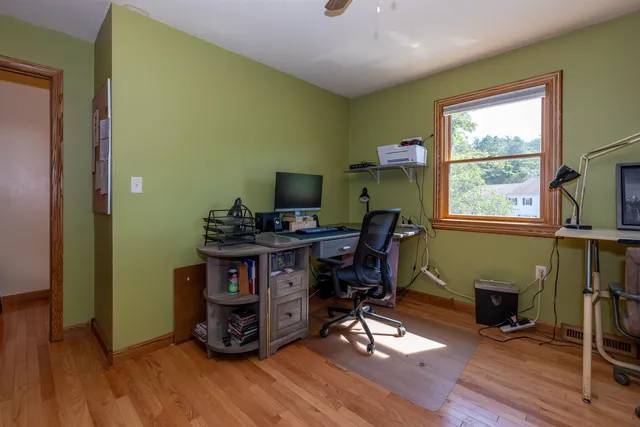 $385,000 | 4 B Pine Isle Drive, Unit B, Derry, NH 03038