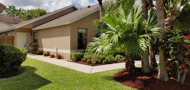 7590 Martinique Boulevard Boca Raton, FL 33433 - Photo 2 of 27 Home!!