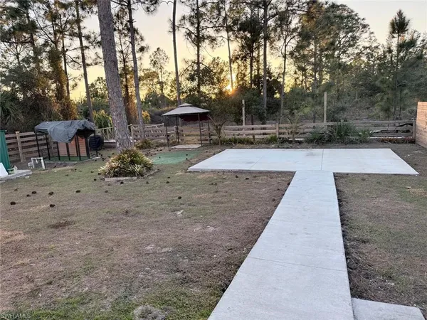 $1,800 | 912 Ossie Avenue, Lehigh Acres, FL 33974