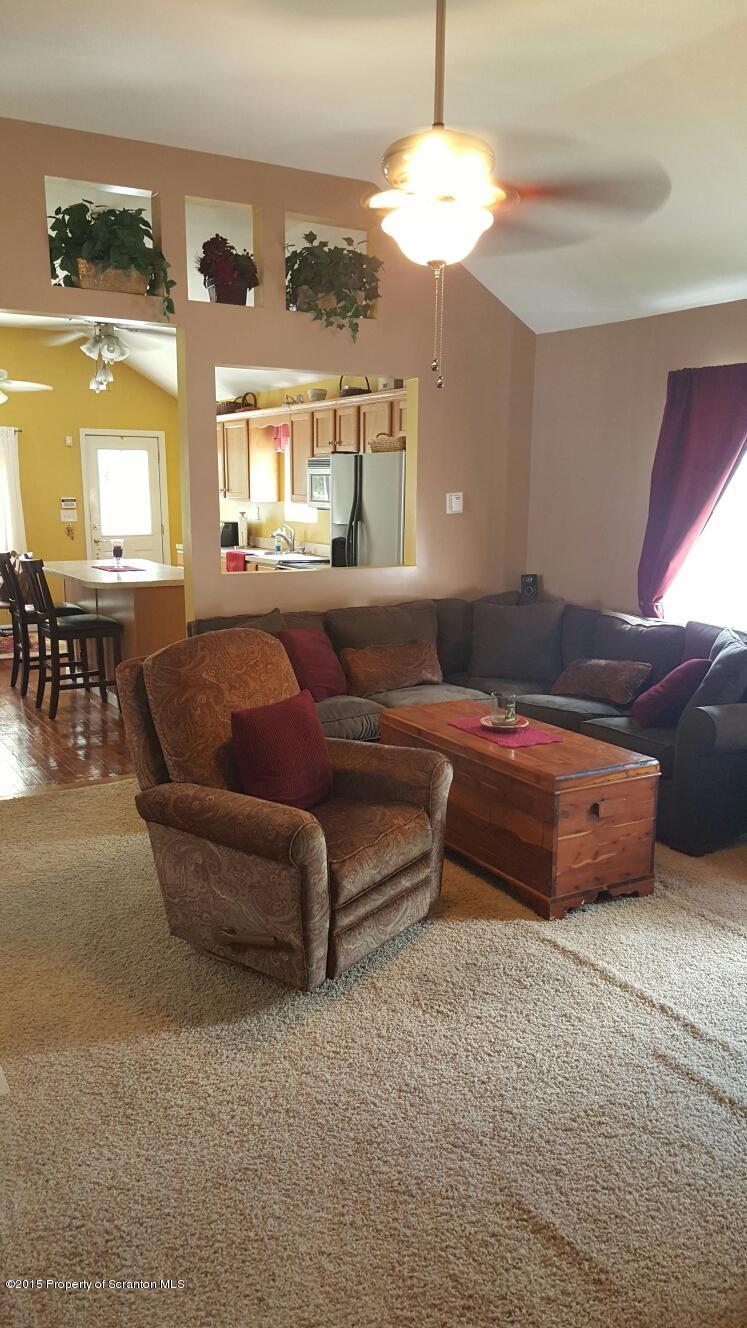 1213 Springbrook Avenue Moosic, PA 18507 - Photo 17 of 31 Gallery Image 17