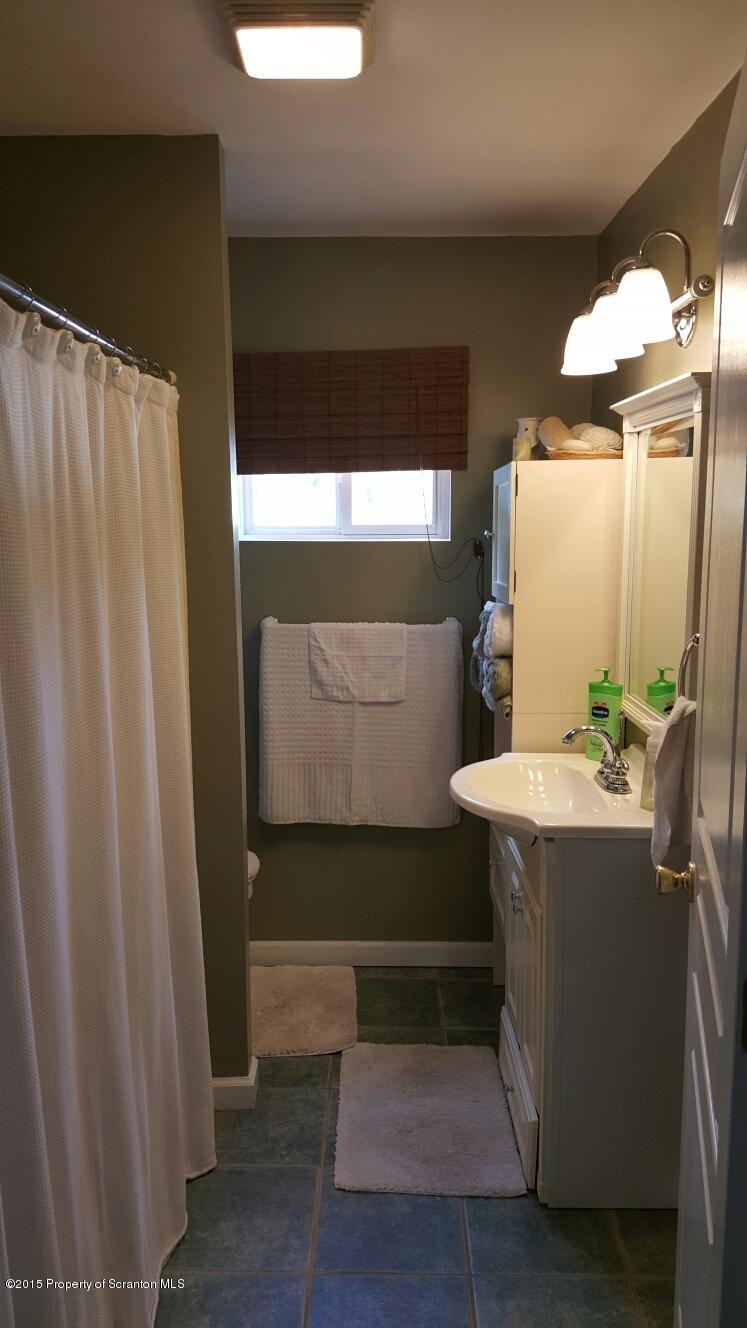 1213 Springbrook Avenue Moosic, PA 18507 - Photo 31 of 31 Gallery Image 31
