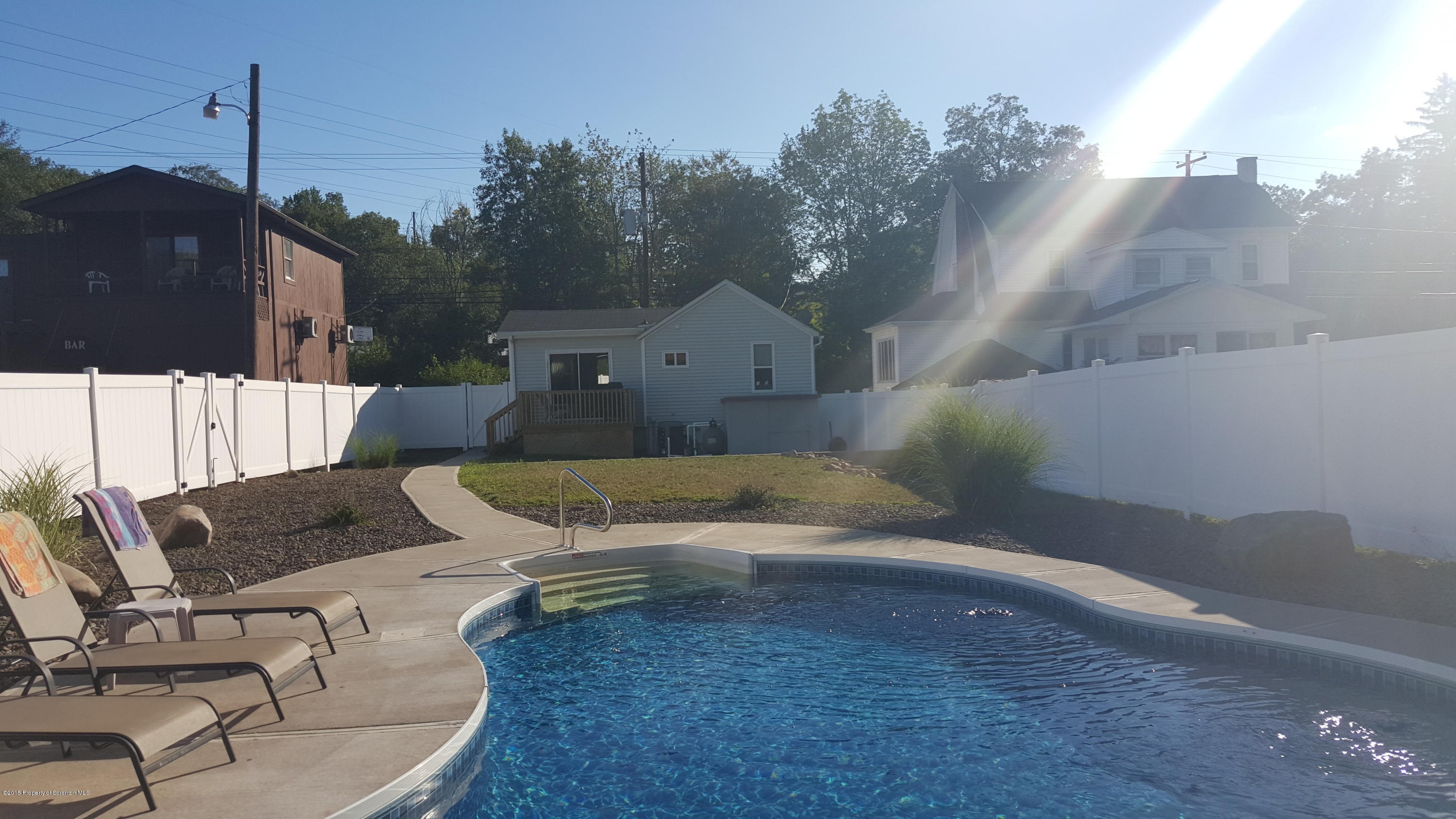1213 Springbrook Avenue Moosic, PA 18507 - Photo 7 of 31 Gallery Image 7