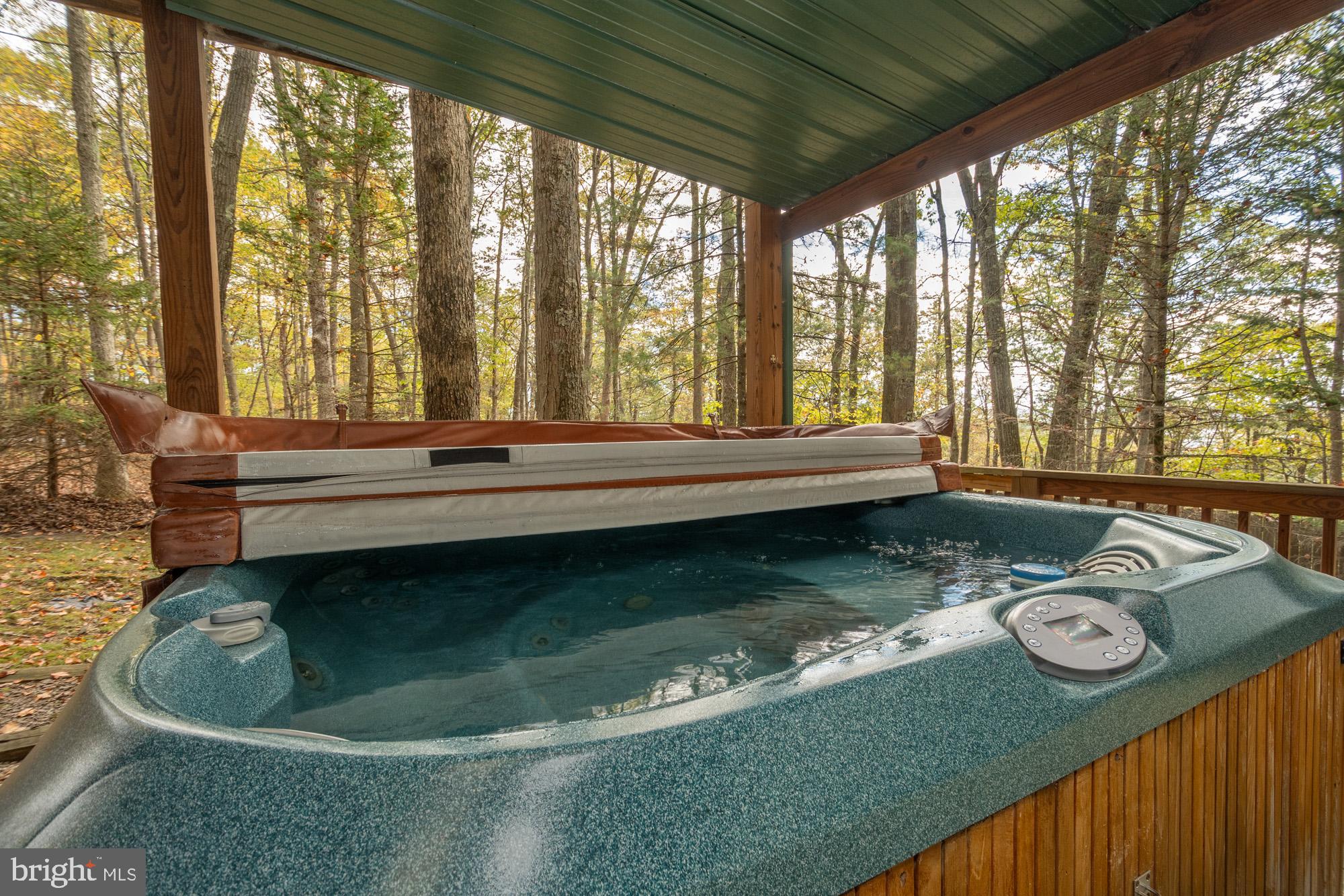 31 Linz Lane Swanton, MD 21561 - Photo 47 of 51 a living room with large window