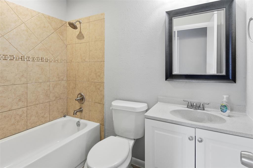 1704 Robin Road Pantego, TX 76013 - Photo 22 of 33 Gallery Image 22