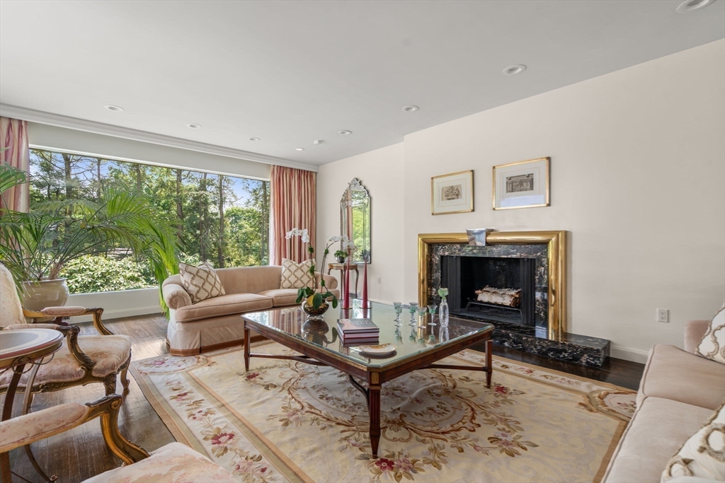 9 Singletree Road Brookline, MA 02467 - Photo 11 of 18