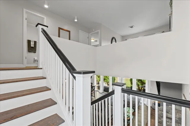 $339,900 | 7 Briar Hill Circle, Unit 7, Champaign, IL 61822