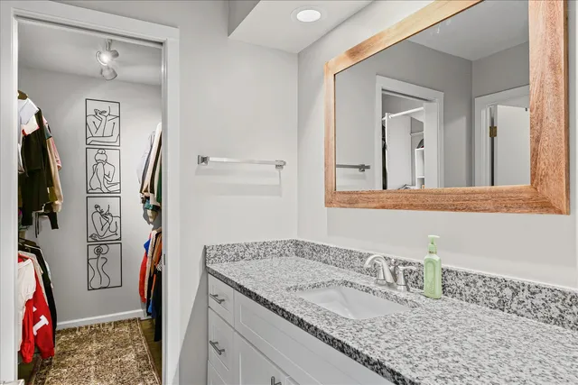 $339,900 | 7 Briar Hill Circle, Unit 7, Champaign, IL 61822