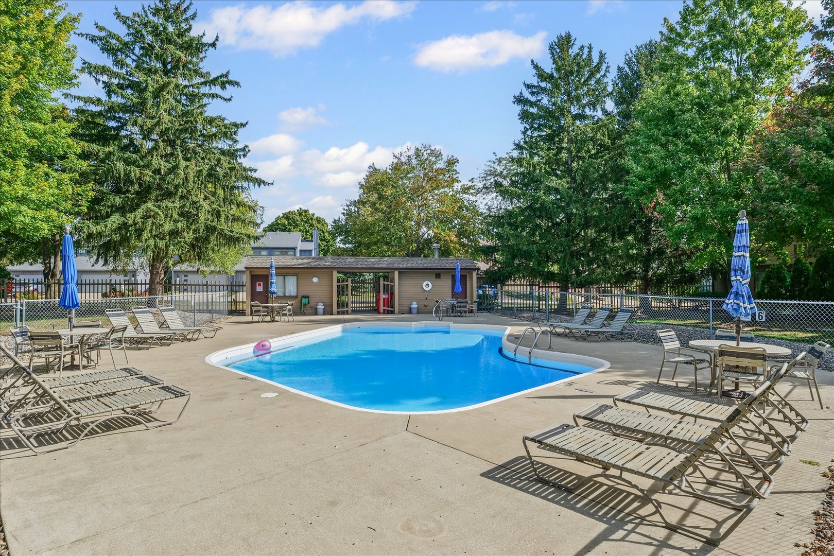 7 Briar Hill Circle, Unit 7 Champaign, IL 61822 - Photo 39 of 42