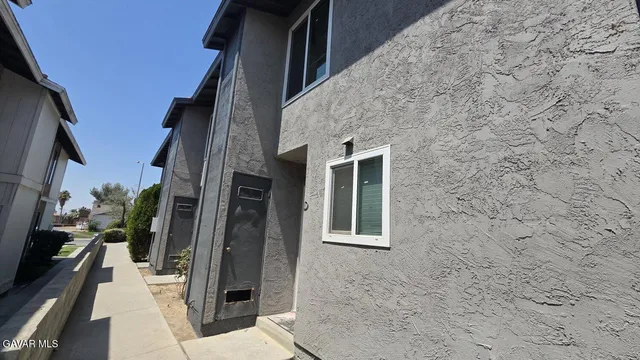 $1,200 | 4404 Tierra Verde Street, Unit D, Bakersfield, CA 93301