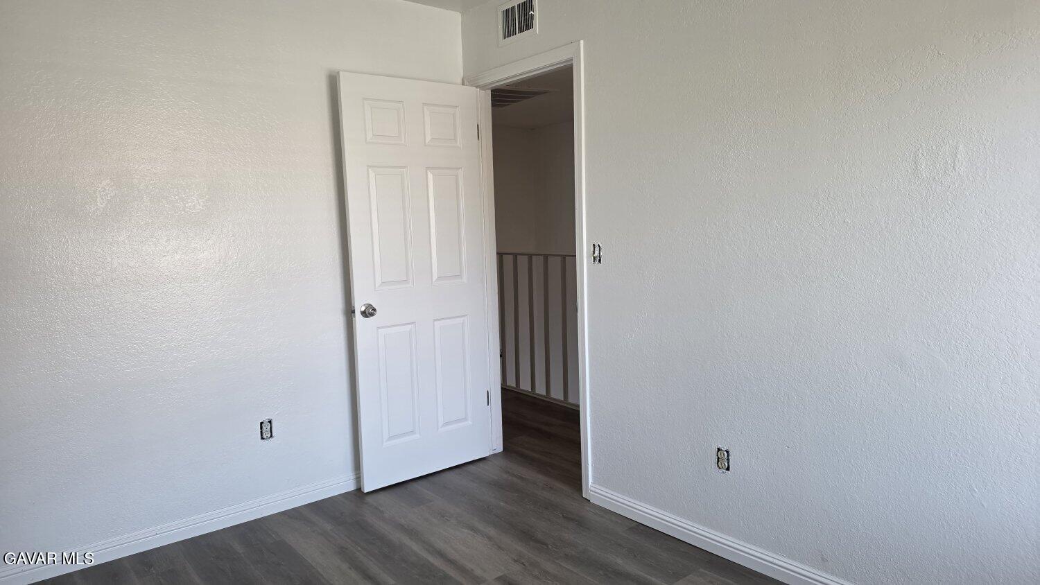 4404 Tierra Verde Street, Unit D Bakersfield, CA 93301 - Photo 7 of 9 07-TierraVerdeStD-9950fa3f8d