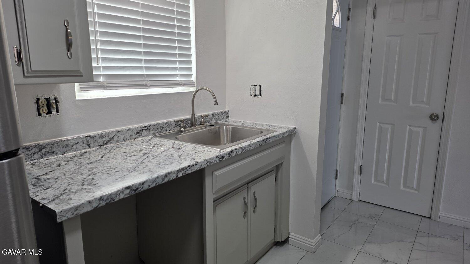 4404 Tierra Verde Street, Unit D Bakersfield, CA 93301 - Photo 9 of 9 09-TierraVerdeStD-371786af99