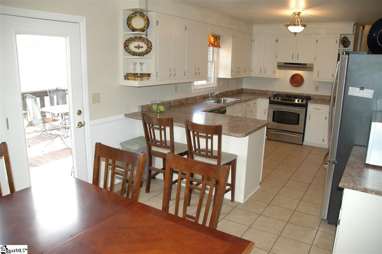 1819 Fox Squirrel Ridge Road Pickens, SC 29671 - Photo 8 of 33